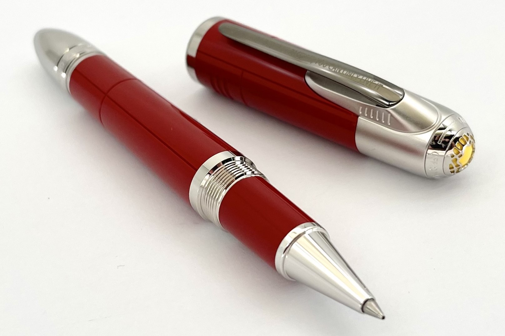 MontblancMB127173SpecialEditionGreatCharactersEnzoFerrariRollerBall_F